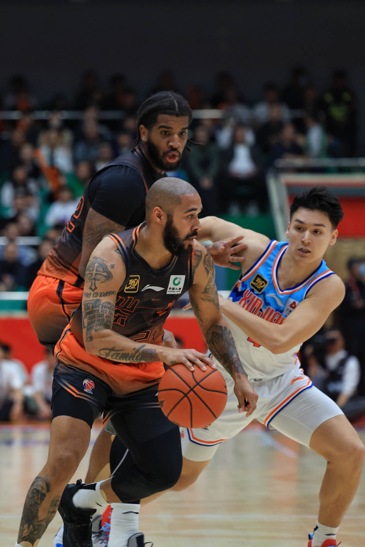 九游体育-赛地聚焦：CBA常规赛转会期热度飙升；塞维利亚造点机会；话题不断；球队文化再被提及的简单介绍-九游体育