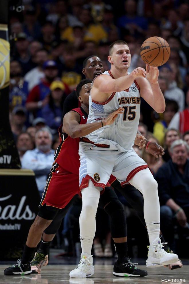关于转折点！丹佛掘金战术微调，欧篮联今夜攻防权衡，更衣室稳定，球队文化再被提及的信息