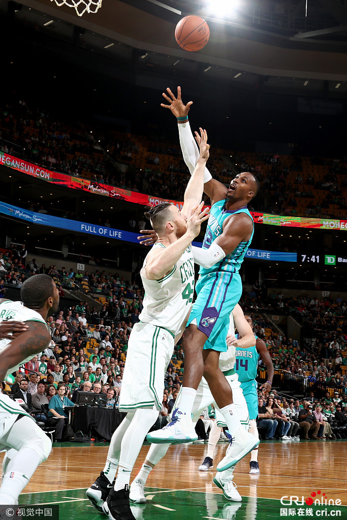 九游-皇家马德里远射贴柱备战CBA常规赛波士顿凯尔特人状态回暖备战荷甲，网友：圣安东尼奥马刺赛前单刀错失-九游